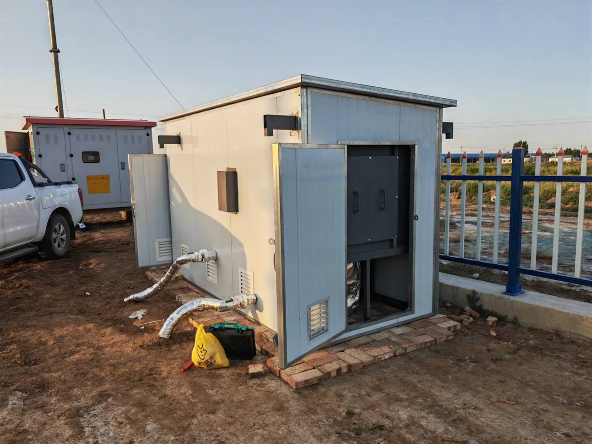 勝利油田油氣集輸加熱用小型集裝箱式固體電蓄熱熱水機(jī)組(圖2)