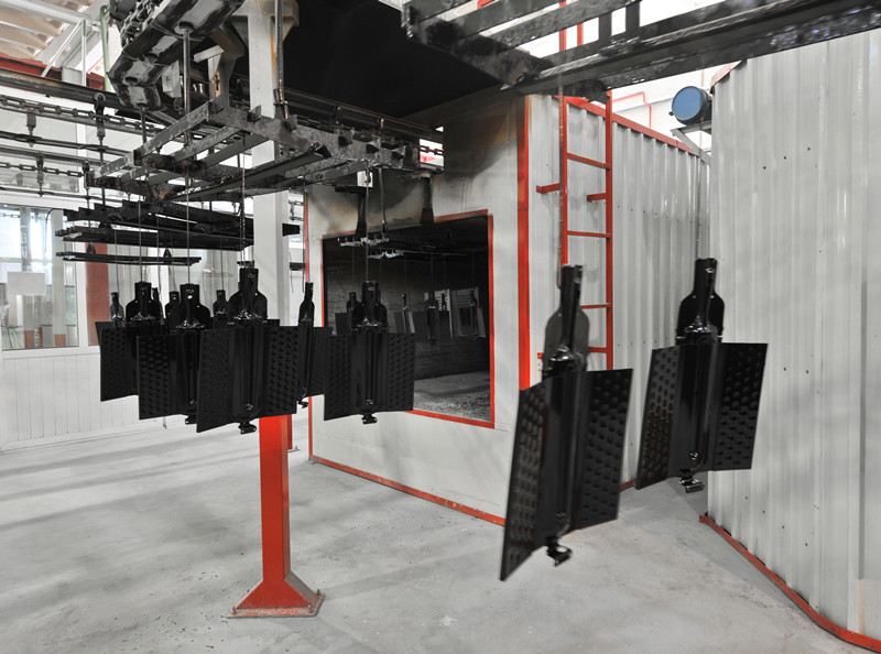 可加熱熱風(fēng)的谷電儲能供熱設(shè)備有哪些?4種常見蓄熱電鍋爐應(yīng)用對比(圖1) 可加熱熱風(fēng)的谷電儲能供熱設(shè)備有哪些?4種常見蓄熱電鍋爐應(yīng)用對比(圖1)